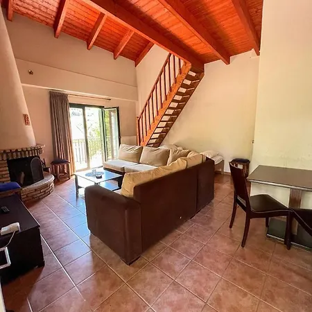 Seasons πέτρινες παραδοσιακές Penzion