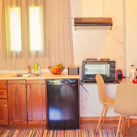 Πανσιόν Seasons πέτρινες παραδοσιακές