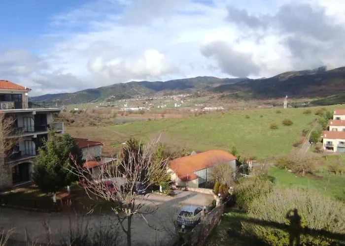 Seasons πέτρινες παραδοσιακές 4* Καλάβρυτα