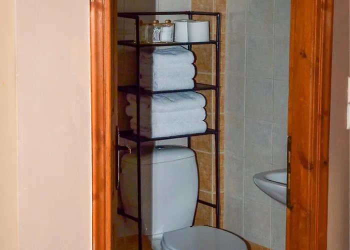 Seasons πέτρινες παραδοσιακές Pensión 4*